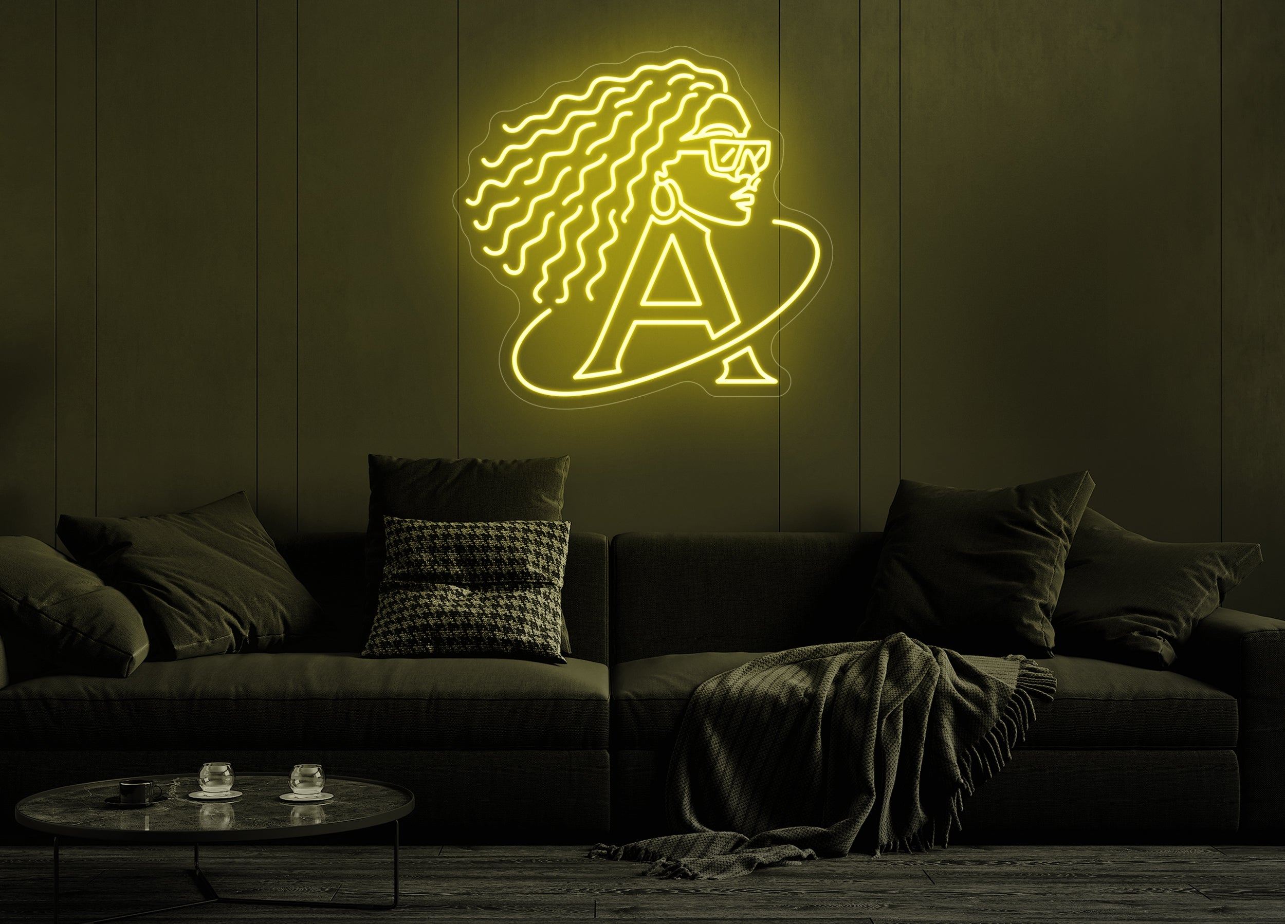 Queen Glow A